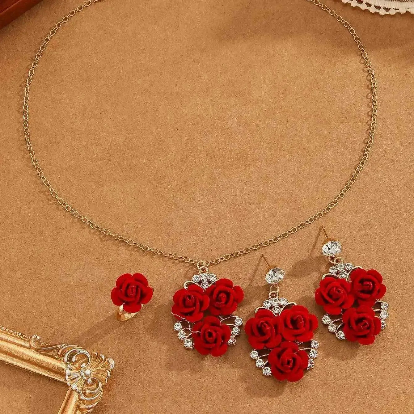 4pcs/Set Romantic Lovely Red Rose Flower Inlaid Rhinestone Pendant Necklaces+Dangle Earrings+Ring，For Women Valentine'S Day Gift
